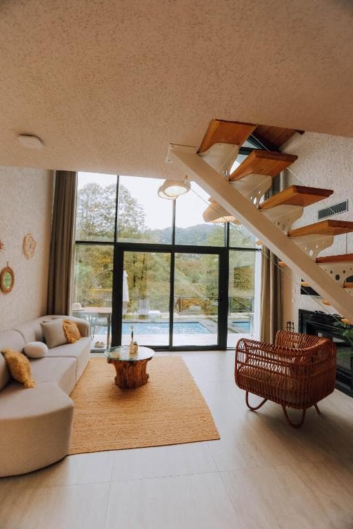 Corner Roof Villa 101 — iç mekân detayı